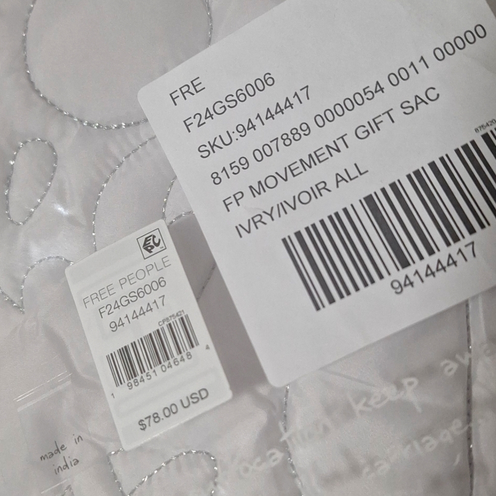 Free People Movement Gift Sac - Picture 4 of 6